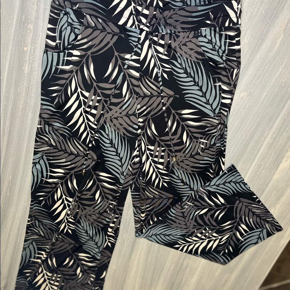 Sandiva pants medium